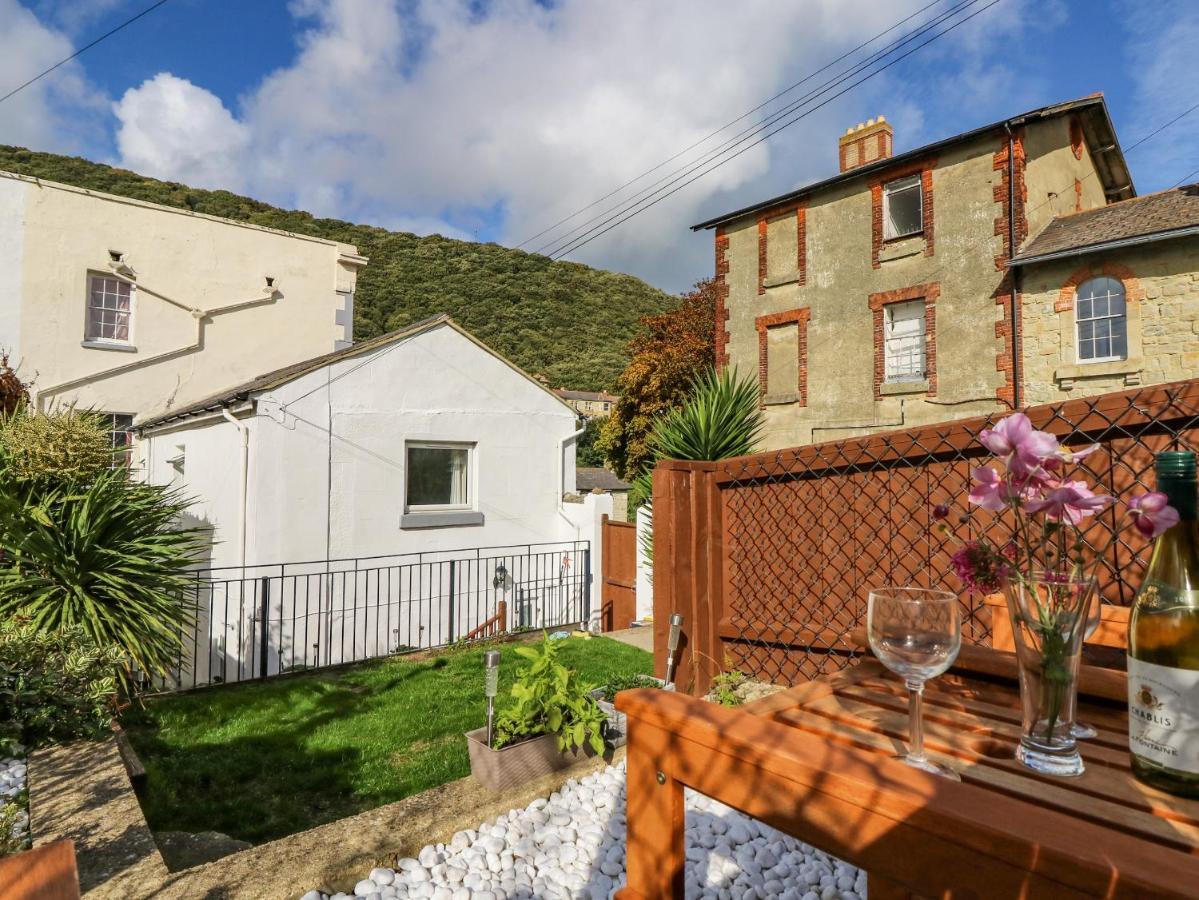ונטור Willow Cottage מראה חיצוני תמונה